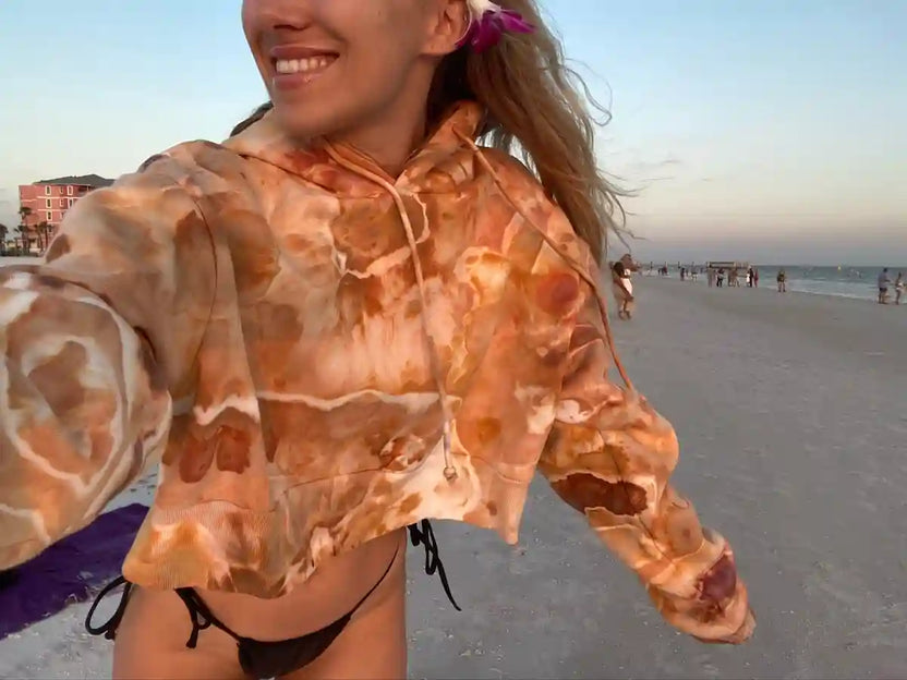 Best Ice-Dyed Gifts for 2025: Matching, Wearable Art They’ll Love Forever