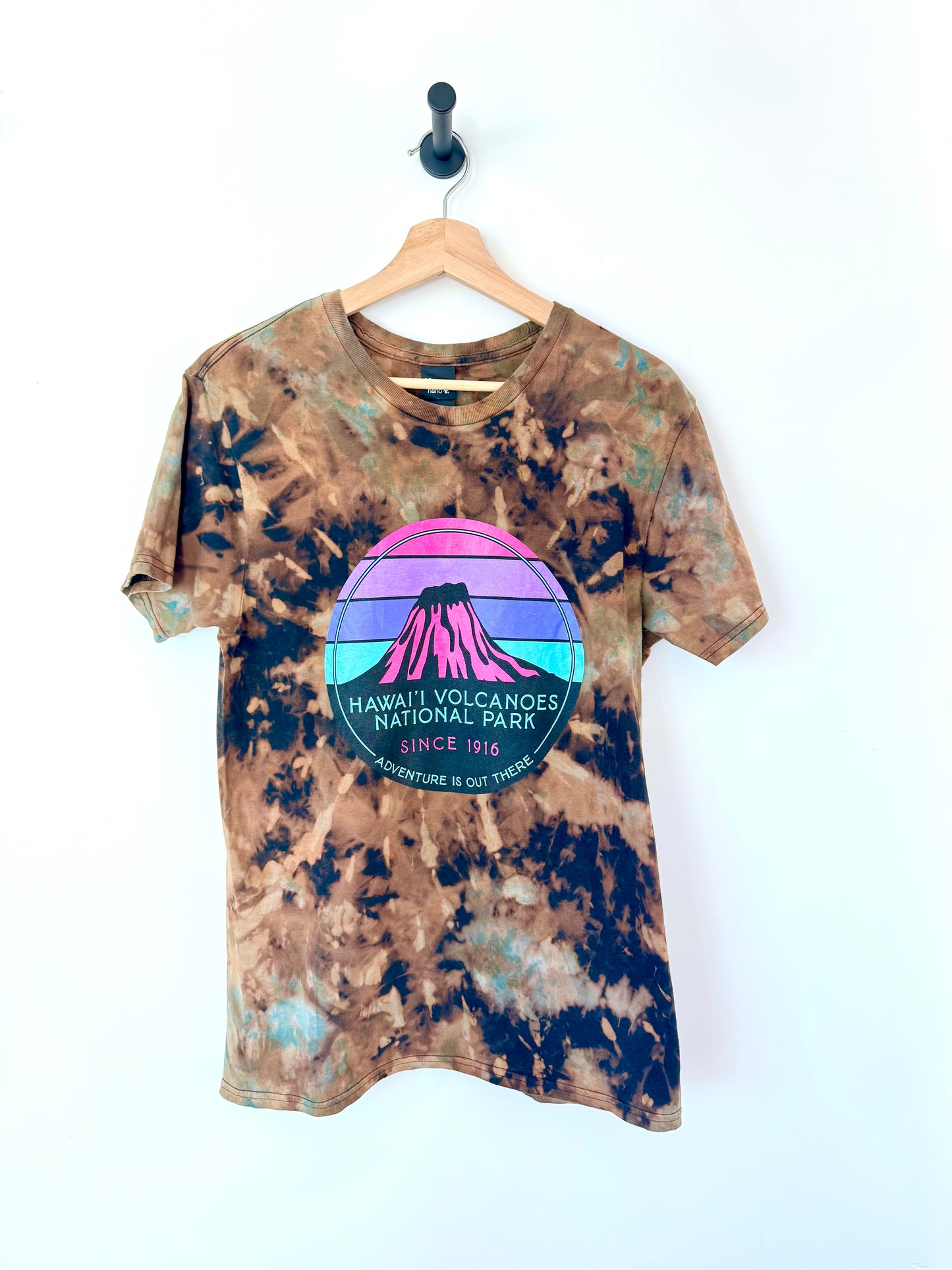 Hawaii Volcanos Tee