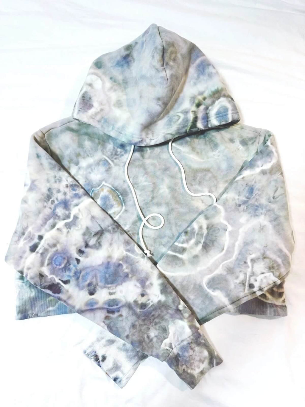 Women’s Cropped Hoodie